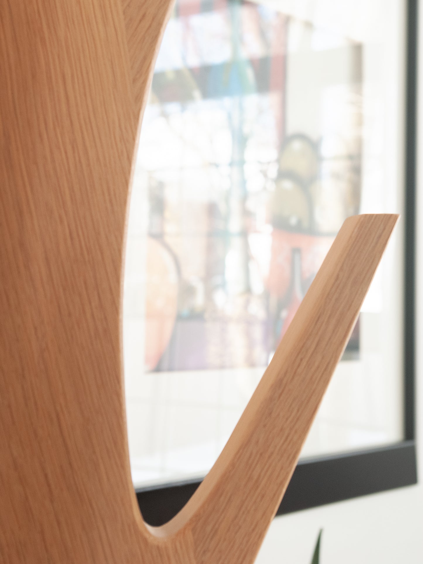 PHILIAS - Mid-century standing coat rack made of white oak