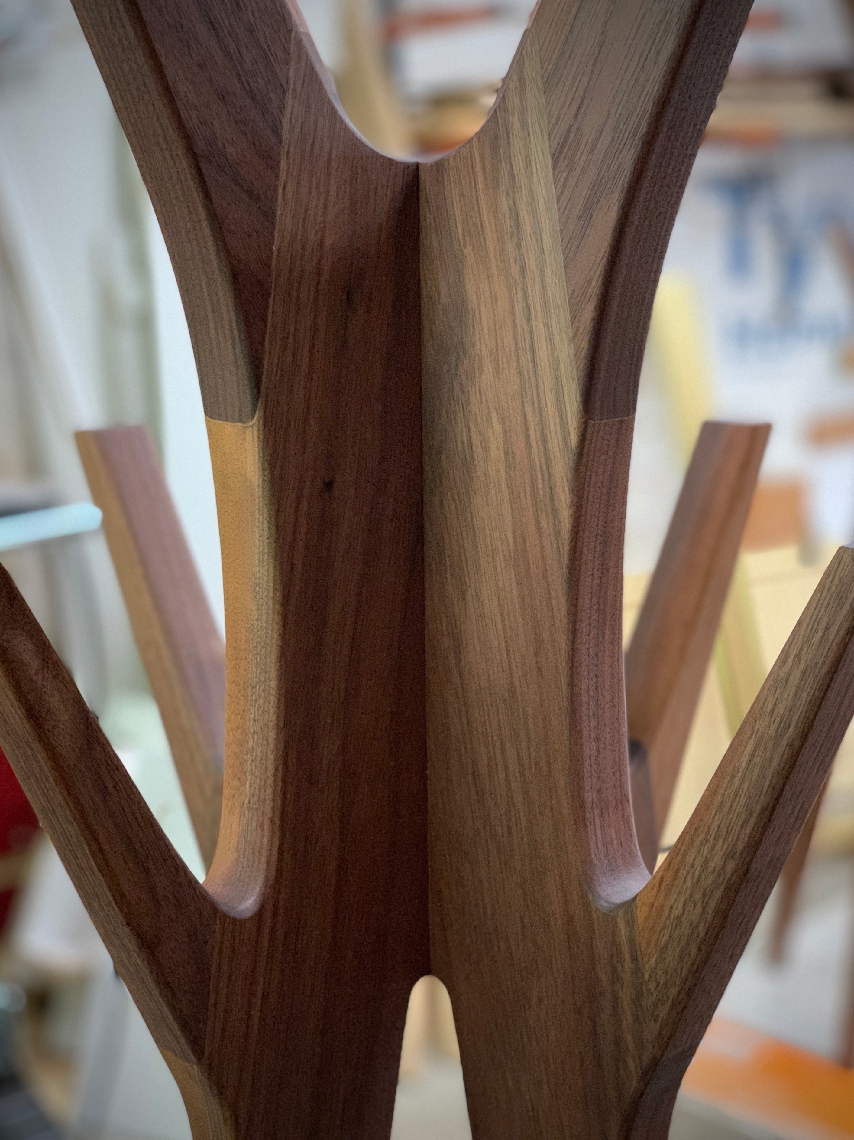 PHILIAS - Mid-century standing coat rack made of black walnut