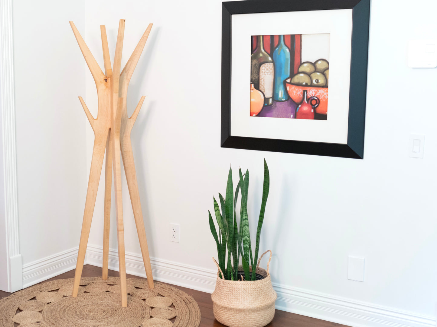 PHILIAS - Mid-century standing coat rack made of maple