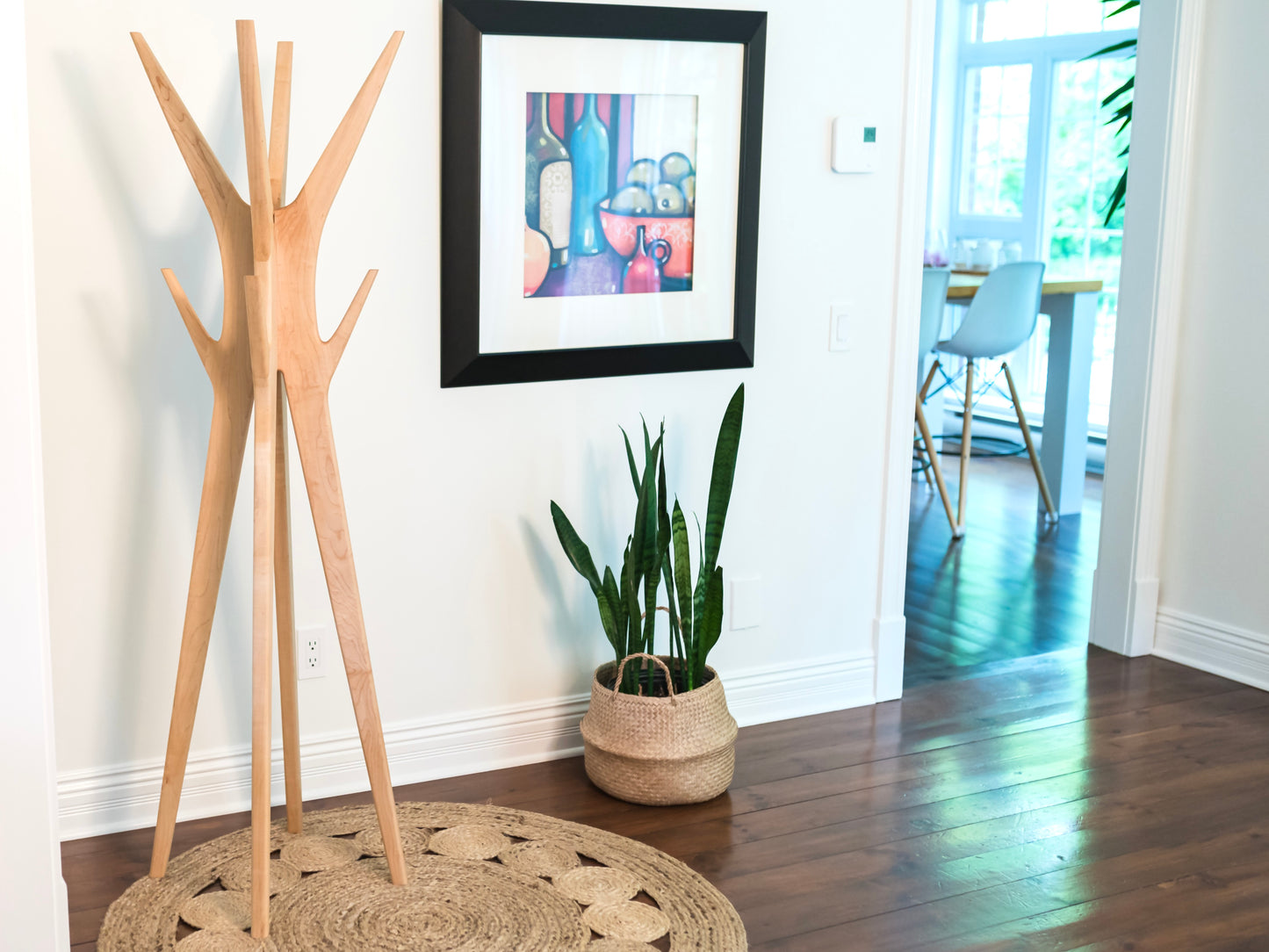 PHILIAS - Mid-century standing coat rack made of maple