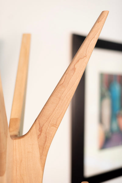 PHILIAS — Mid-century standing coat rack (Maple)